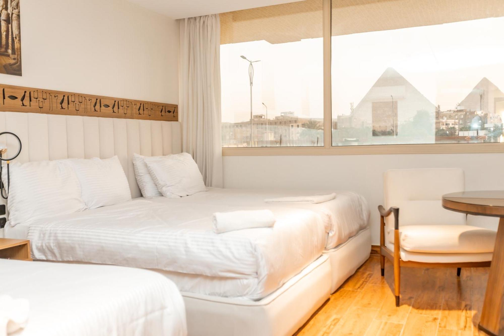 Superior Pyramids Inn Al Kawm al Akhdar Extérieur photo